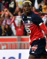  奥斯梅恩拒续长约，那不勒斯锋线重组在即  