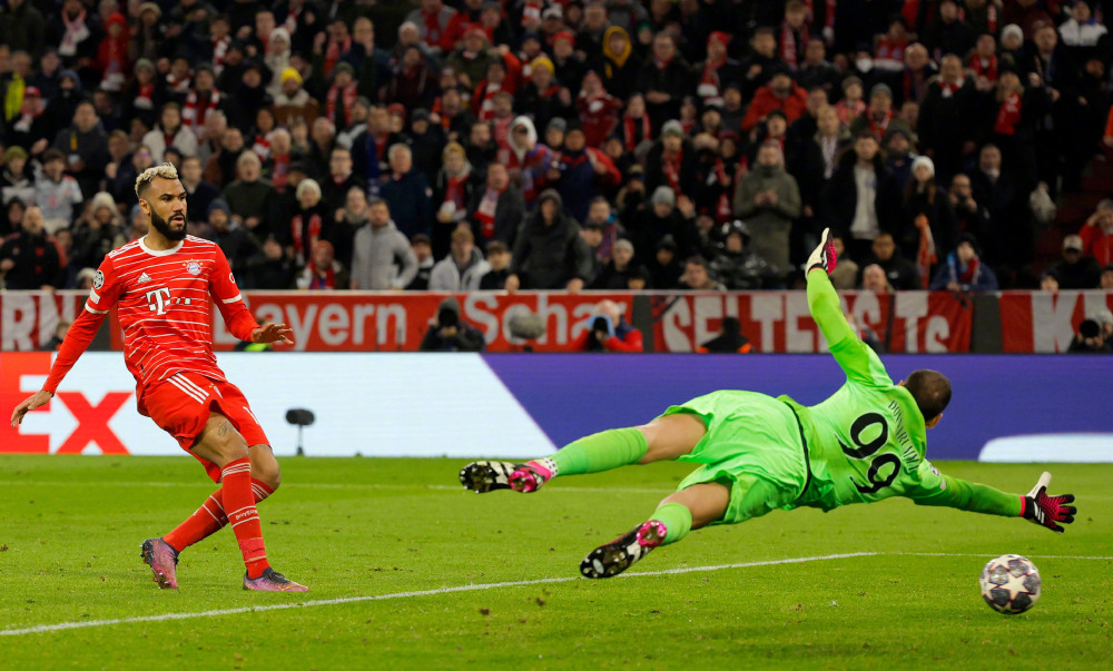  朗斯客场逼平巴黎，门将神扑获评全场最佳  